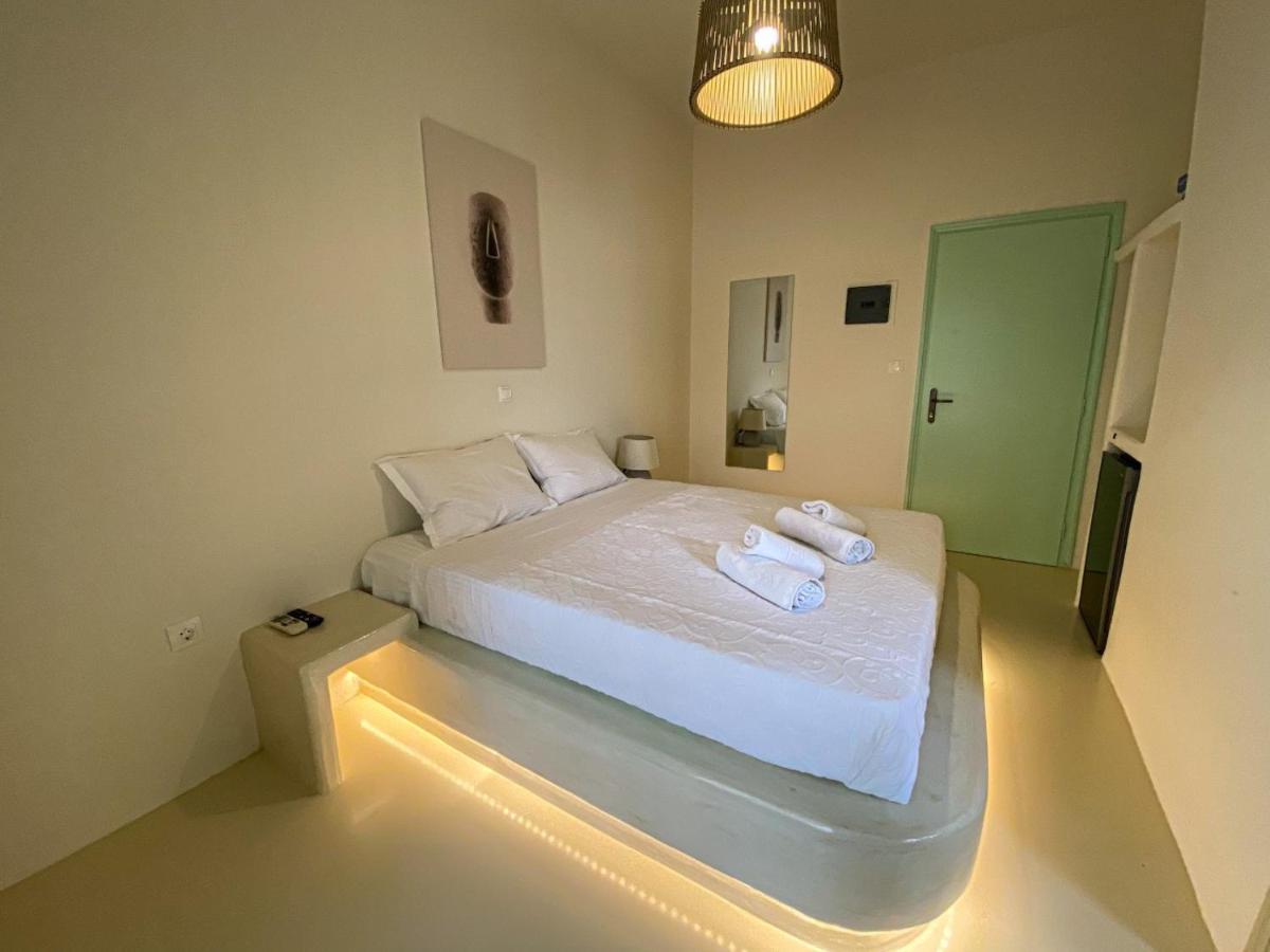 Orion Apartment เนาซา ภายนอก รูปภาพ