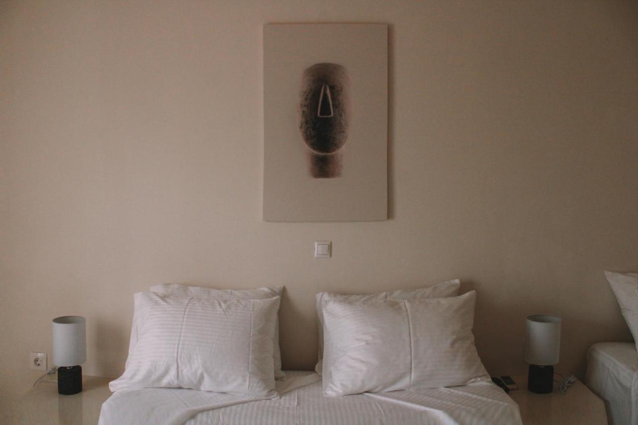 Orion Apartment เนาซา ภายนอก รูปภาพ