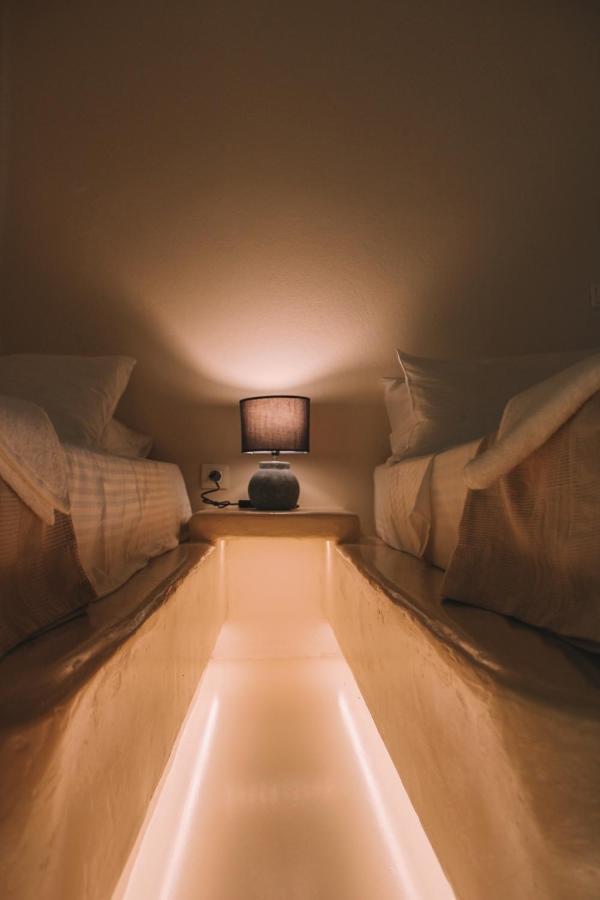 Orion Apartment เนาซา ภายนอก รูปภาพ
